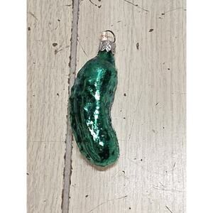 Vtg Poland Green Blown Glass Pickle Polish Christmas Tree Ornament Tradition